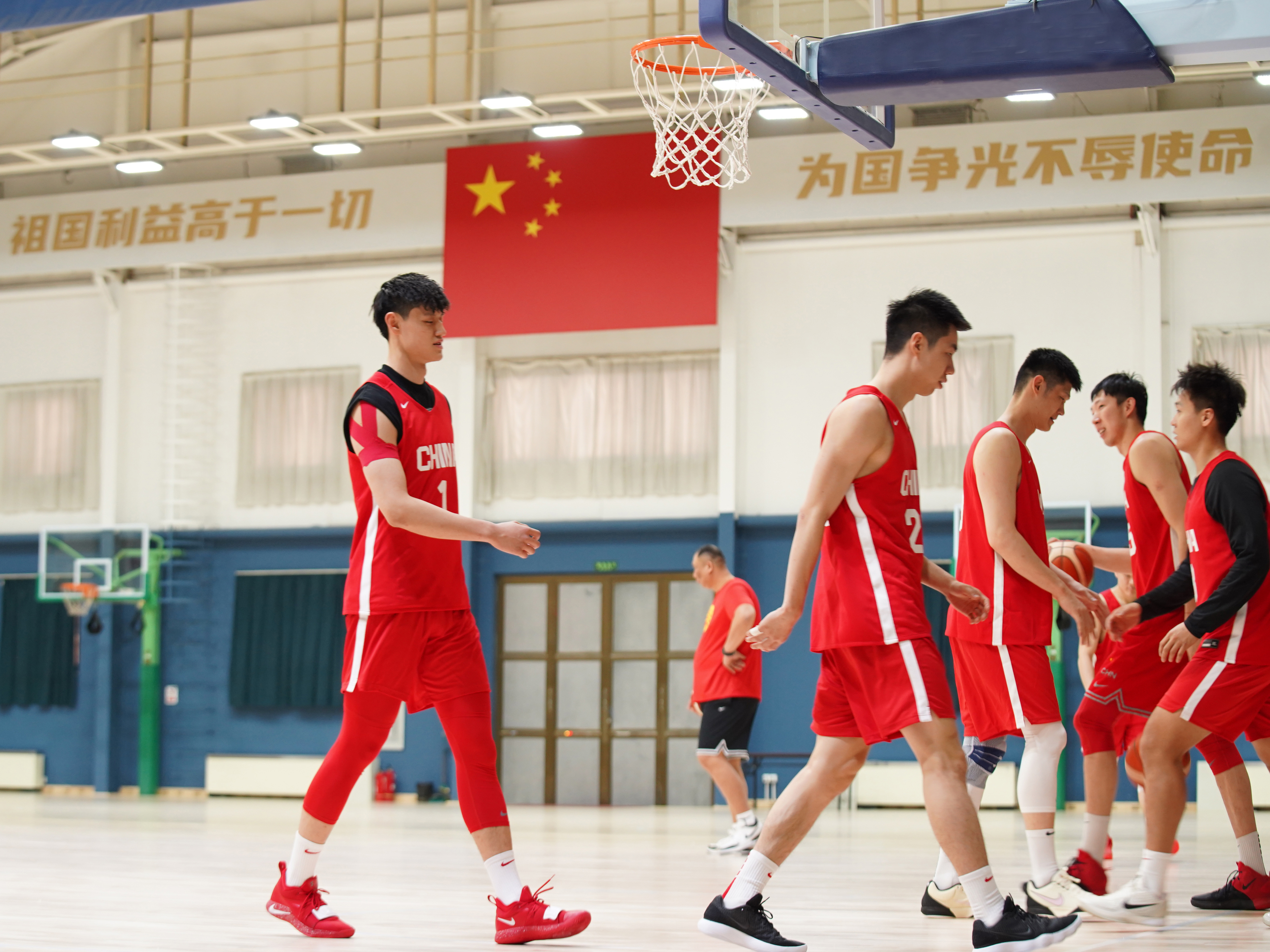 篮协开展篮球训练营为青少年培养人才