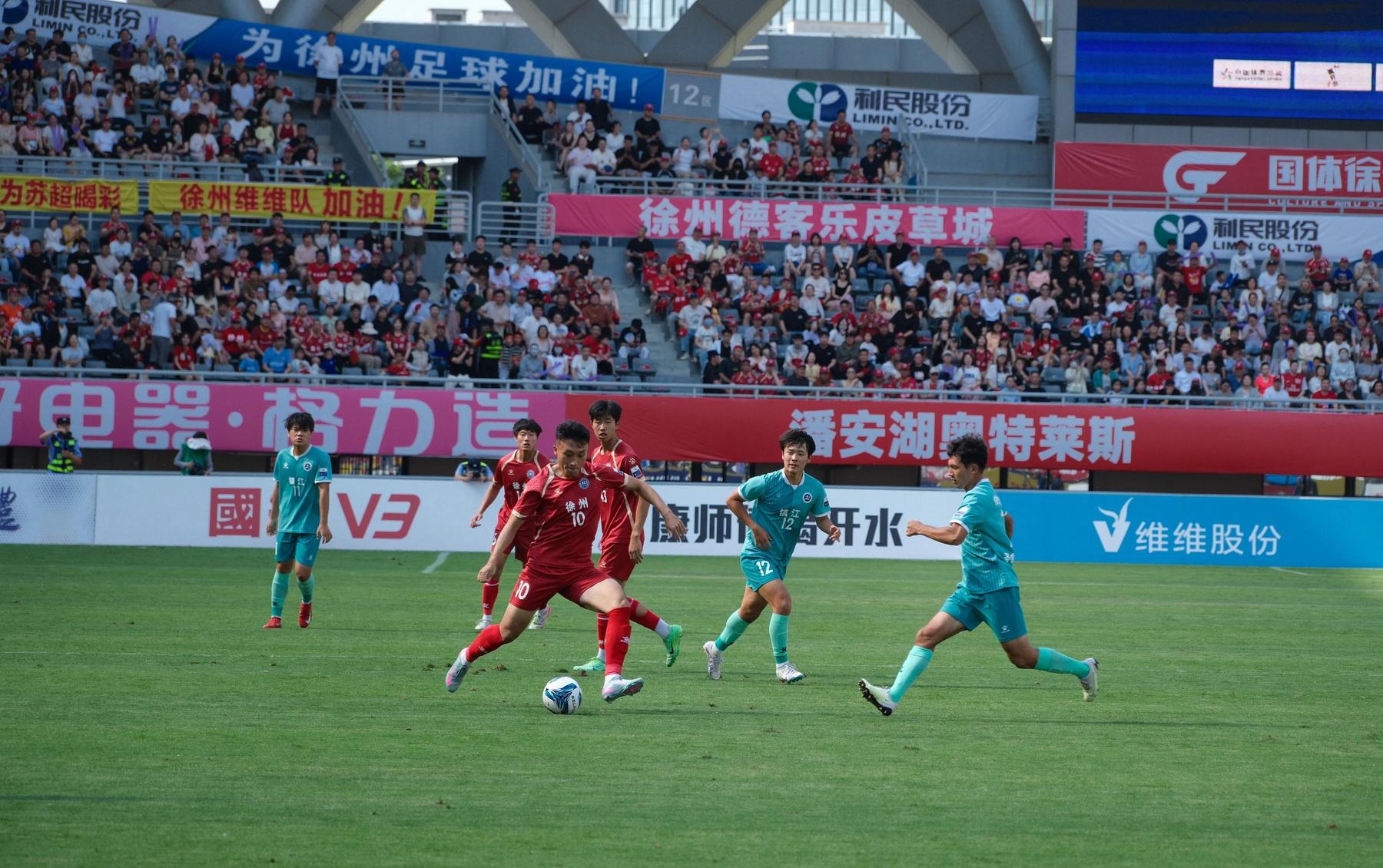 战火重燃，国内球队力争晋级，向前冲刺