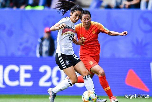 体坛精彩视角：女足大赛传情人传球之美的简单介绍