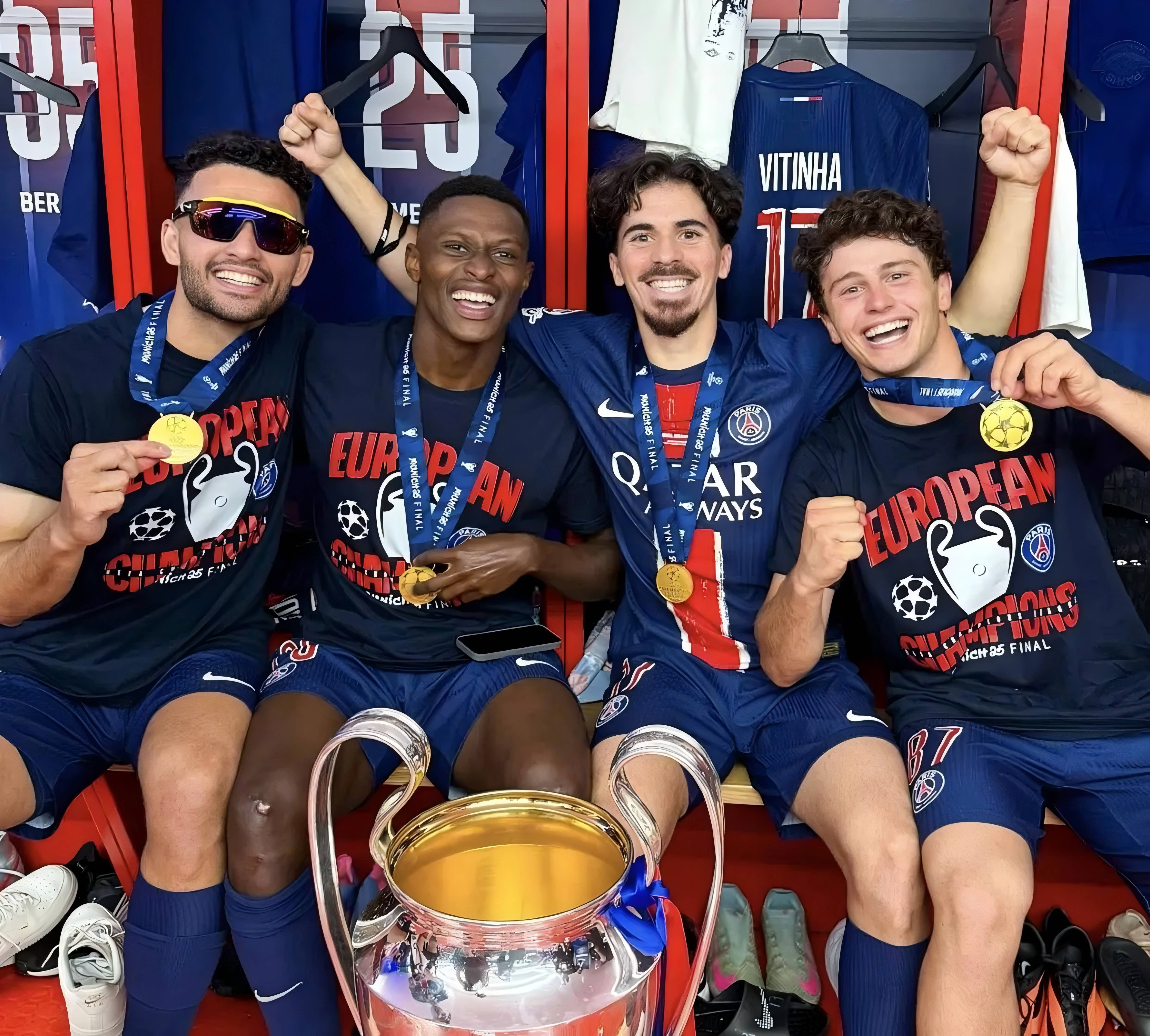 关于拜仁慕尼黑中场表现出色，助球队取得连胜的信息