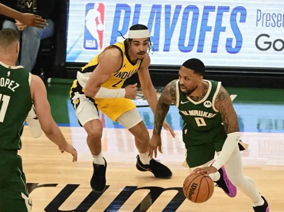 包含雄鹿再次获胜，击败步行者保持领先地位的词条