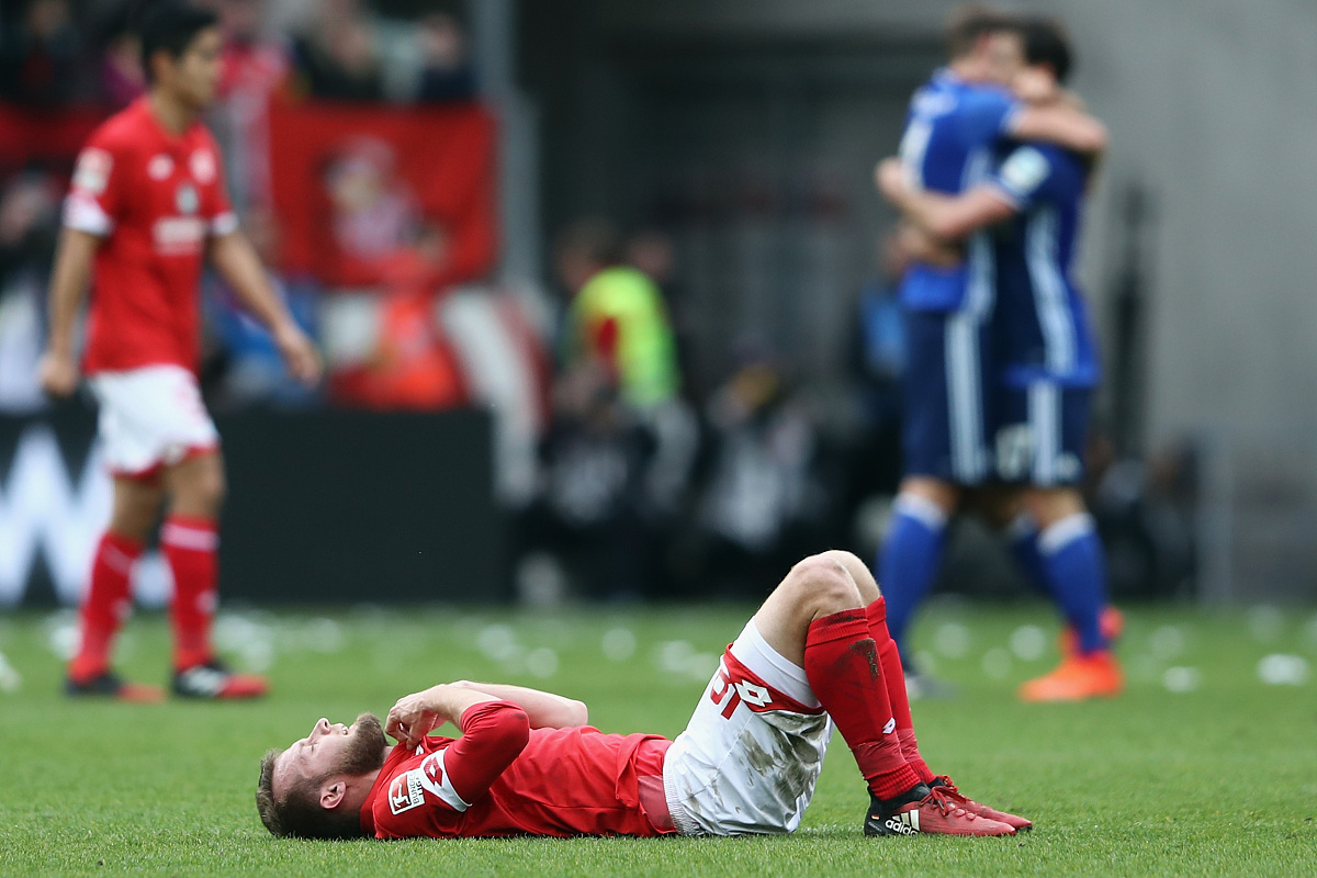 关于球星受伤退场，球队整体战力受影响的信息