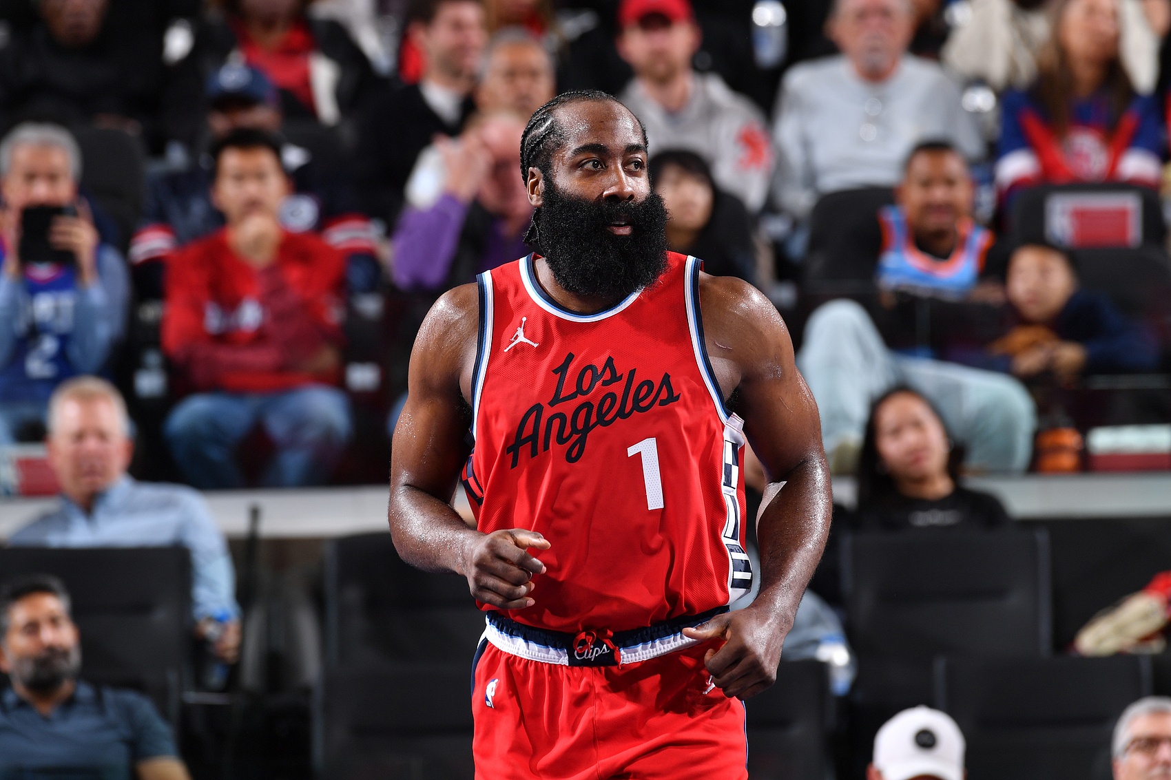 快船再胜开拓者：核心球员发挥出色成为最大亮点的简单介绍