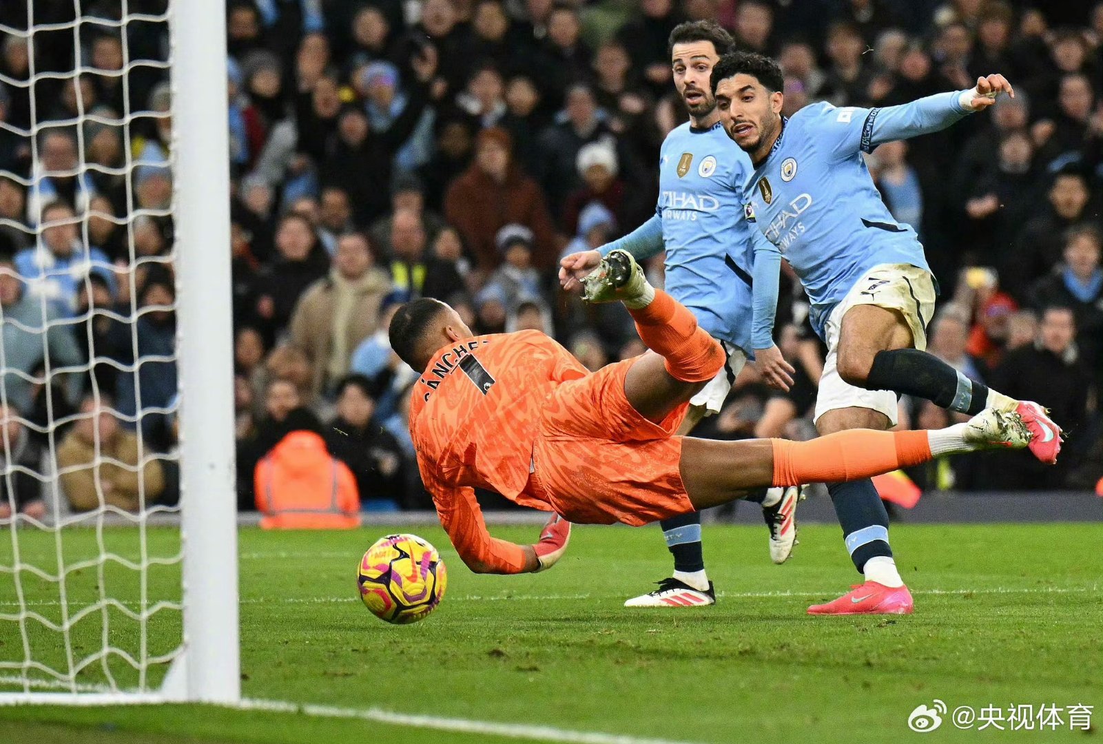 雷根斯堡主场一举逆转比分，取胜在望的简单介绍