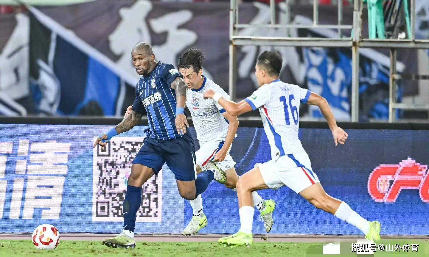 关于上海绿地申花备战备至，迎战愈发激烈的信息