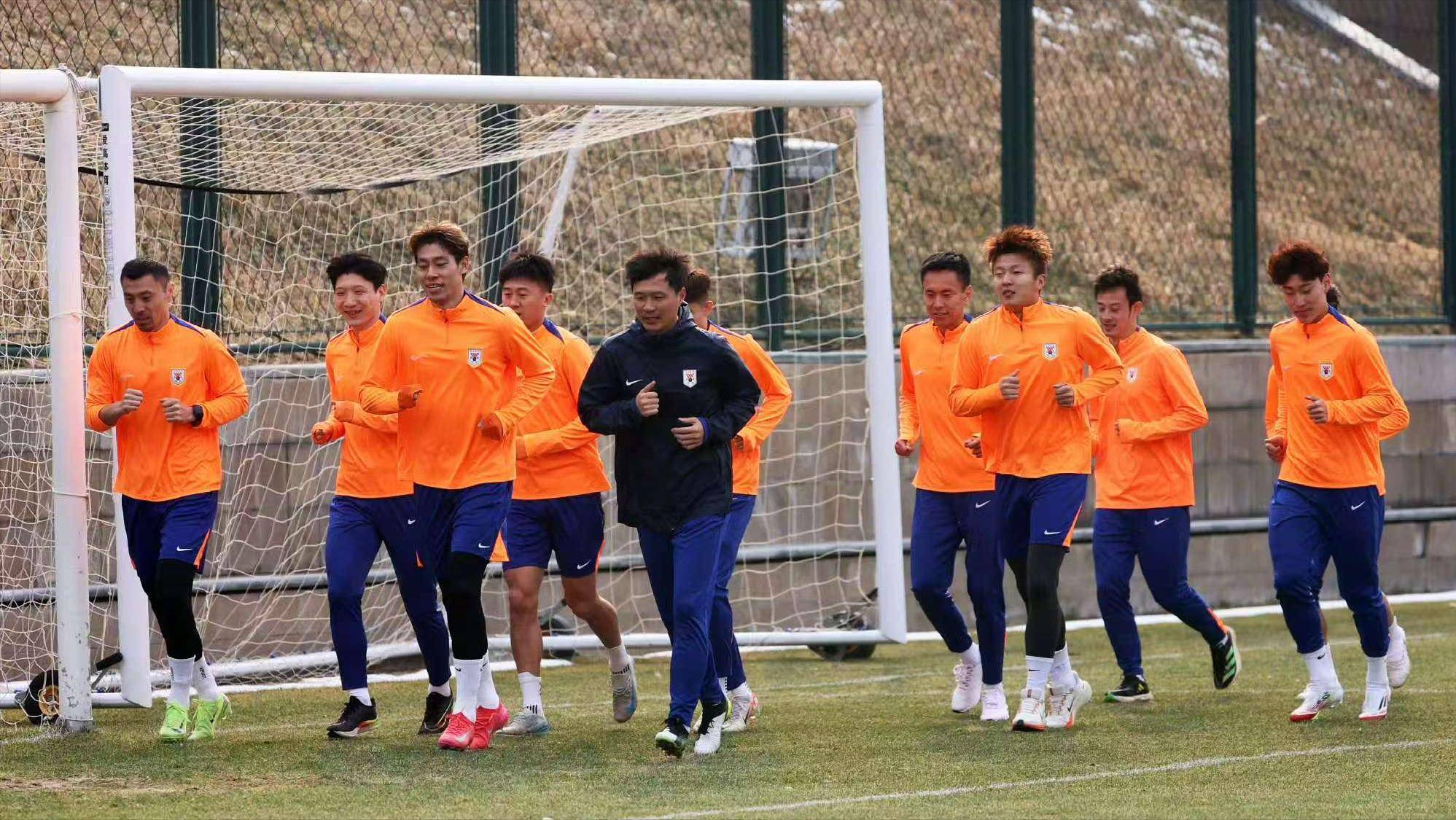 球员伤停情况频现,各队备战策略调整的简单介绍