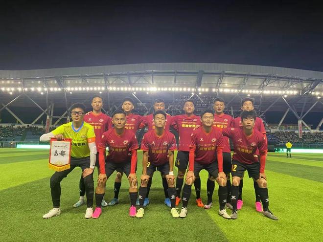 强势对决！强队雄起争夺胜利