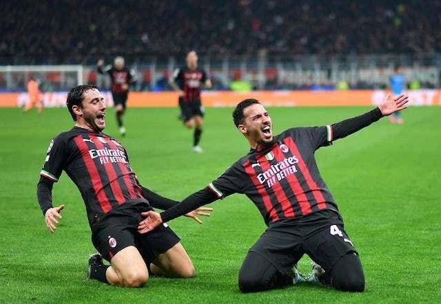 包含AC米兰战胜对手,继续向冠军进发的词条