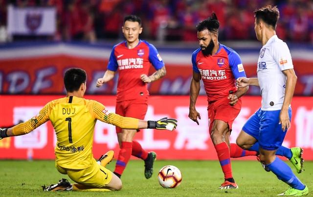 关于富力主场胜华夏，脱离降级区，积分上升的信息